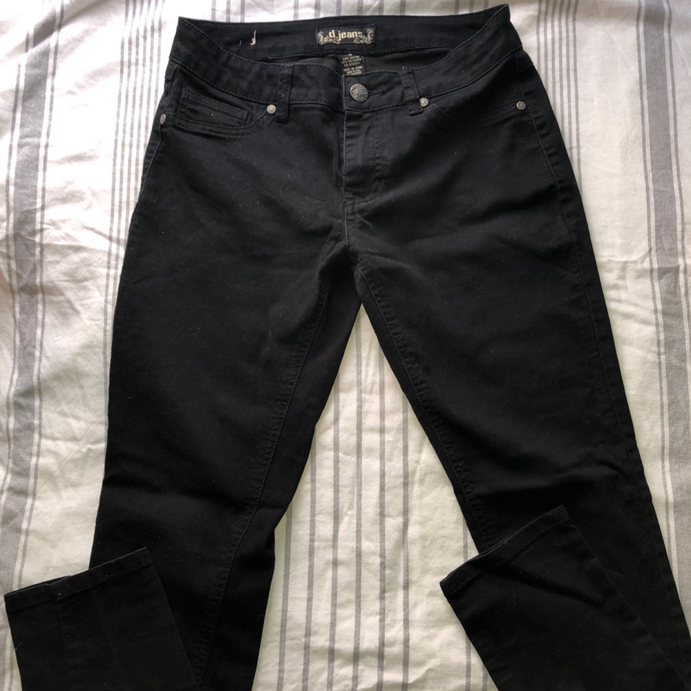 Black skinny jeans